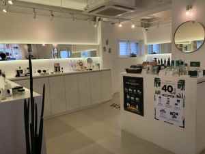 VT 店内