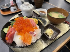 ブログ写真海鮮丼