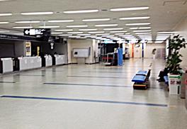 バジェット･レンタカー長崎空港店・レンタカー貸渡し手順：⑥ 完了後、長崎空港出口へ