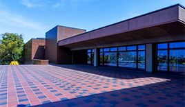 福岡市美術館